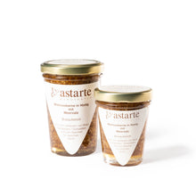 Laden Sie das Bild in den Galerie-Viewer, Walnusskerne in Honig mit Meersalz